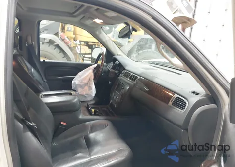 2011 GMC Yukon Denali из США, поврежденный, VIN 1GKS2EEF1BR221753